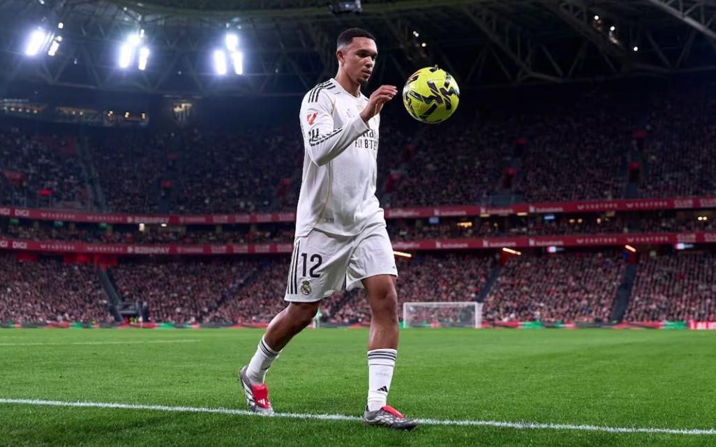 PG电子登录入口-阿斯：皇马高度信任阿诺德，阿韦洛亚和他谈话是传达支持